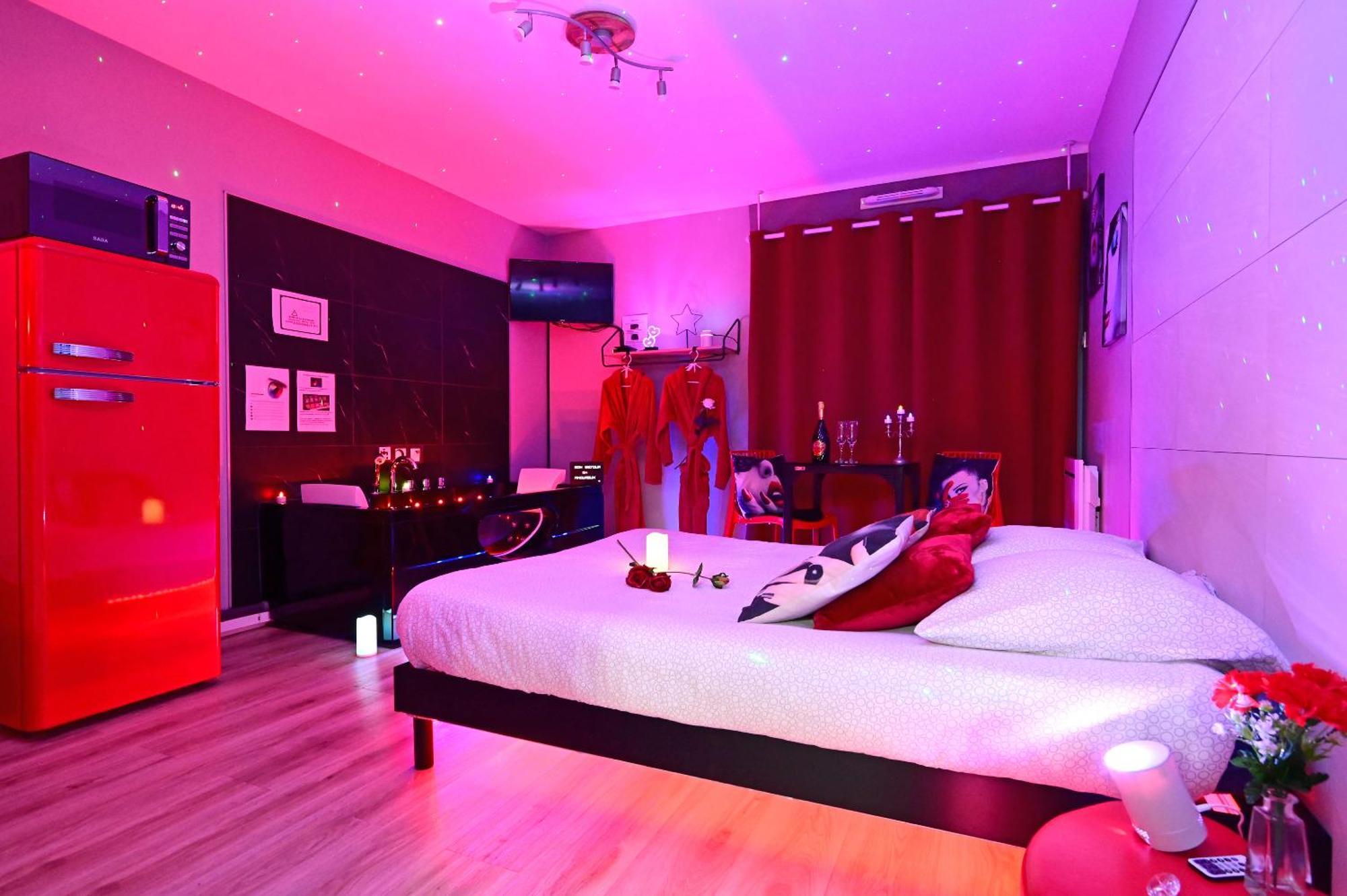 Grand Studio BISCARROSSE PLAGE Une nuit A 2 avec Sauna Luxe, Balnéo, Océan rien que pour vous Extérieur photo